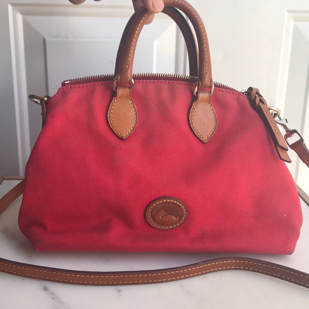Red mini Dooney & Bourke shoulder bag
